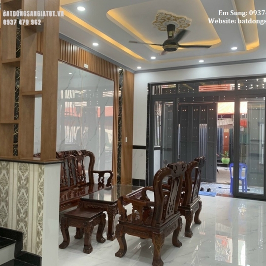 Bán nhà 1 trệt 2 lầu đẹp và rẻ nhất khu vực phường An Phú, Thuận An