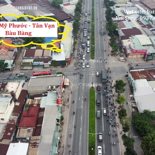 Bán gấp lô góc hai mặt tiền đường KDC tại Thuận Giao, Thuận An